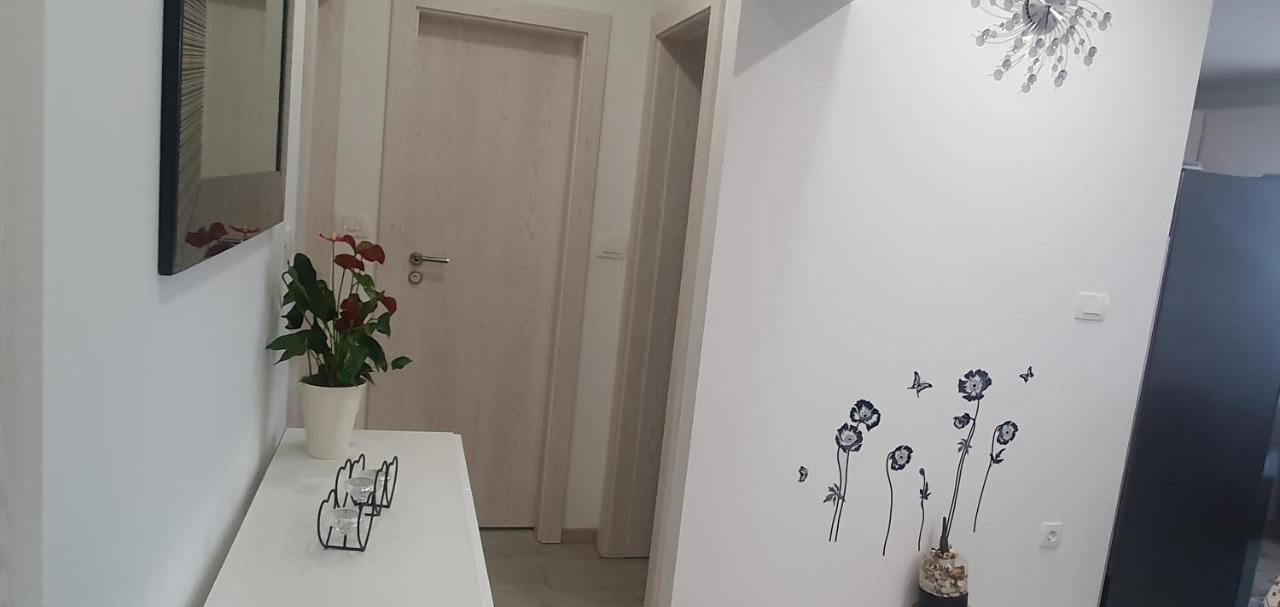 Urban Luxury Suites Juricevic Дуче Экстерьер фото