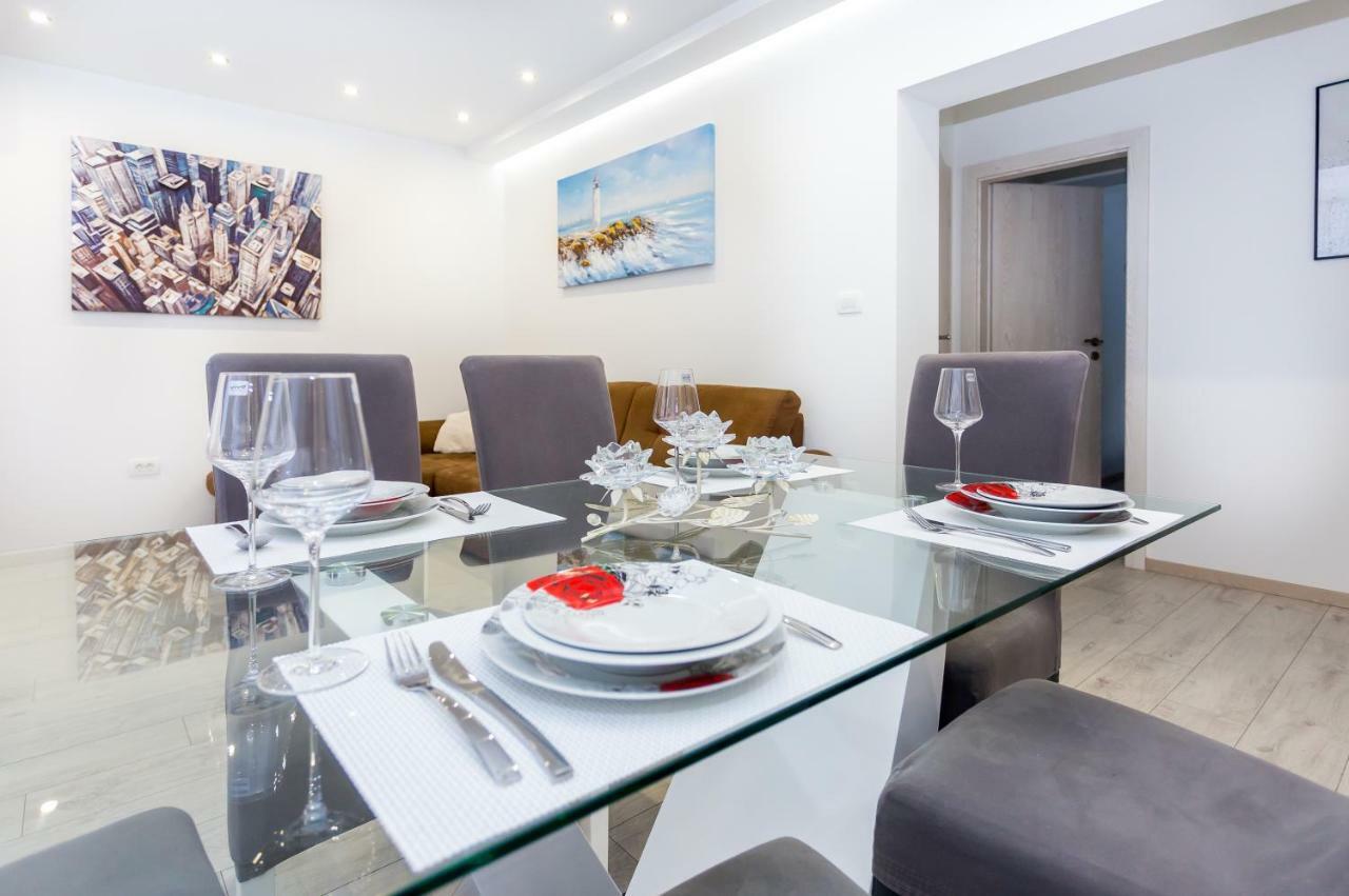 Urban Luxury Suites Juricevic Дуче Экстерьер фото