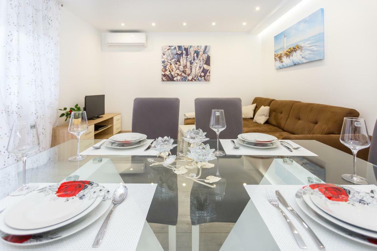 Urban Luxury Suites Juricevic Дуче Экстерьер фото