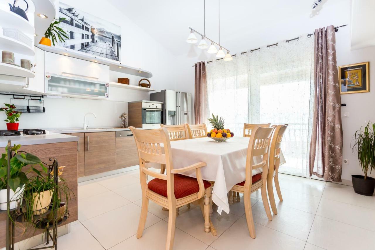Urban Luxury Suites Juricevic Дуче Экстерьер фото